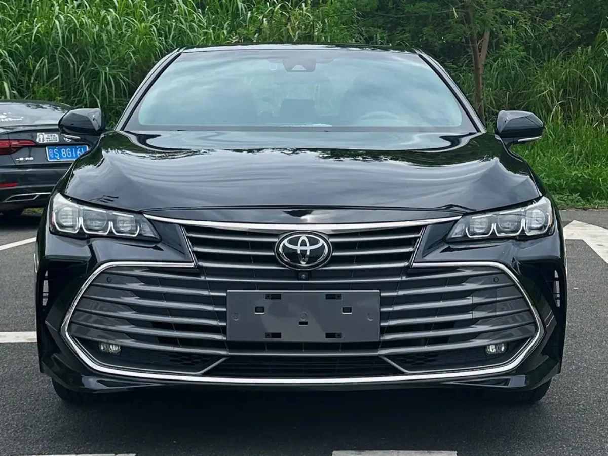 TOYOTA AVALON
