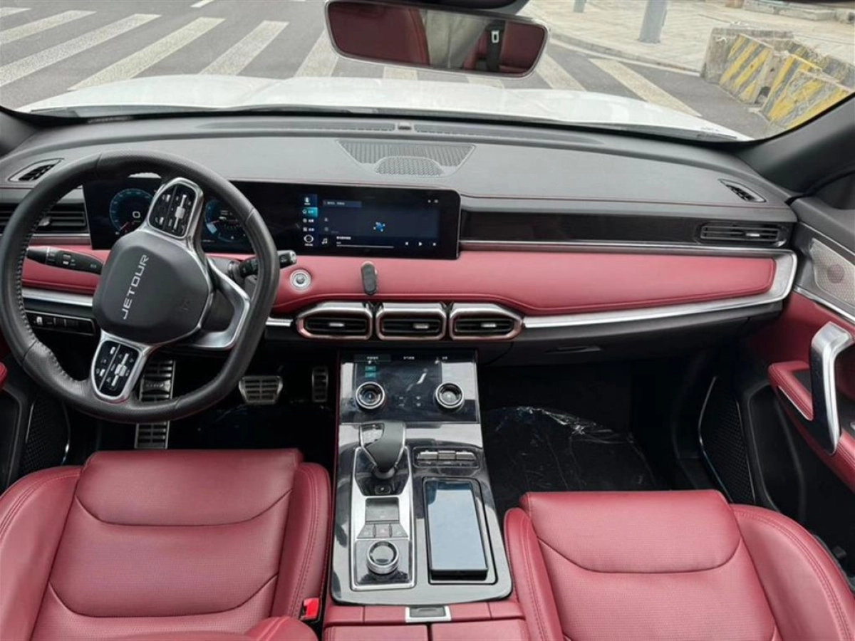 JETOUR X70 PLUS
