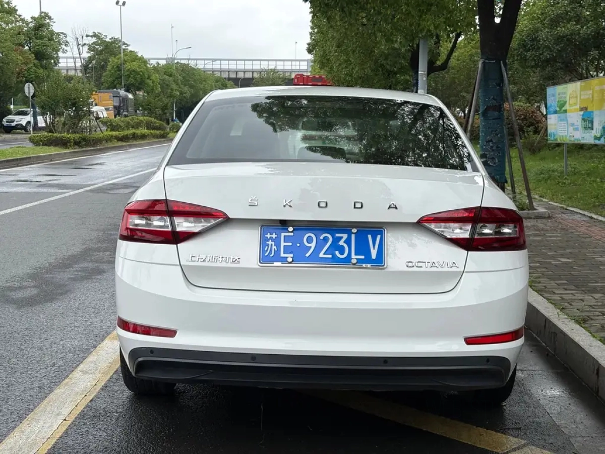 SKODA OCTAVIA