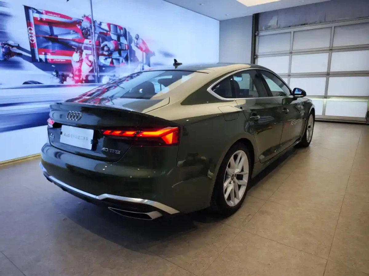 AUDI A5