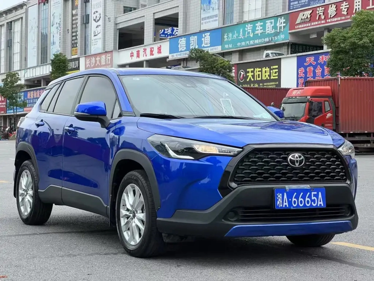 TOYOTA COROLLA CROSS