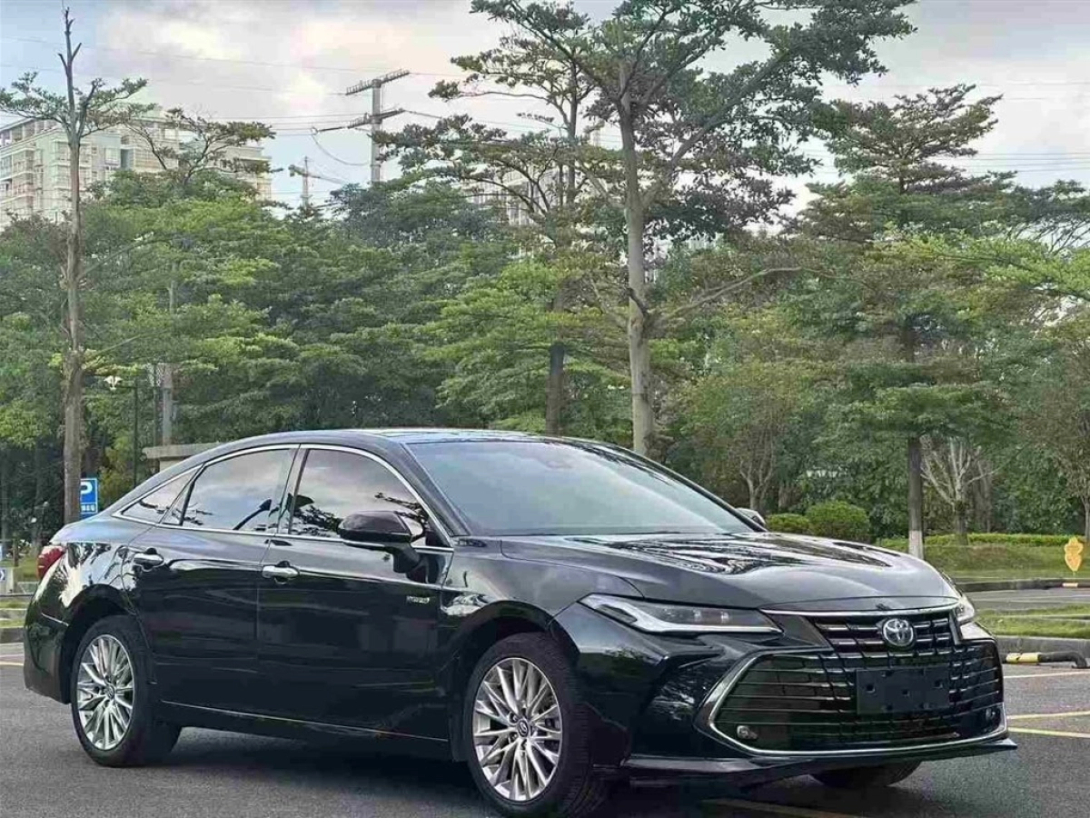TOYOTA AVALON