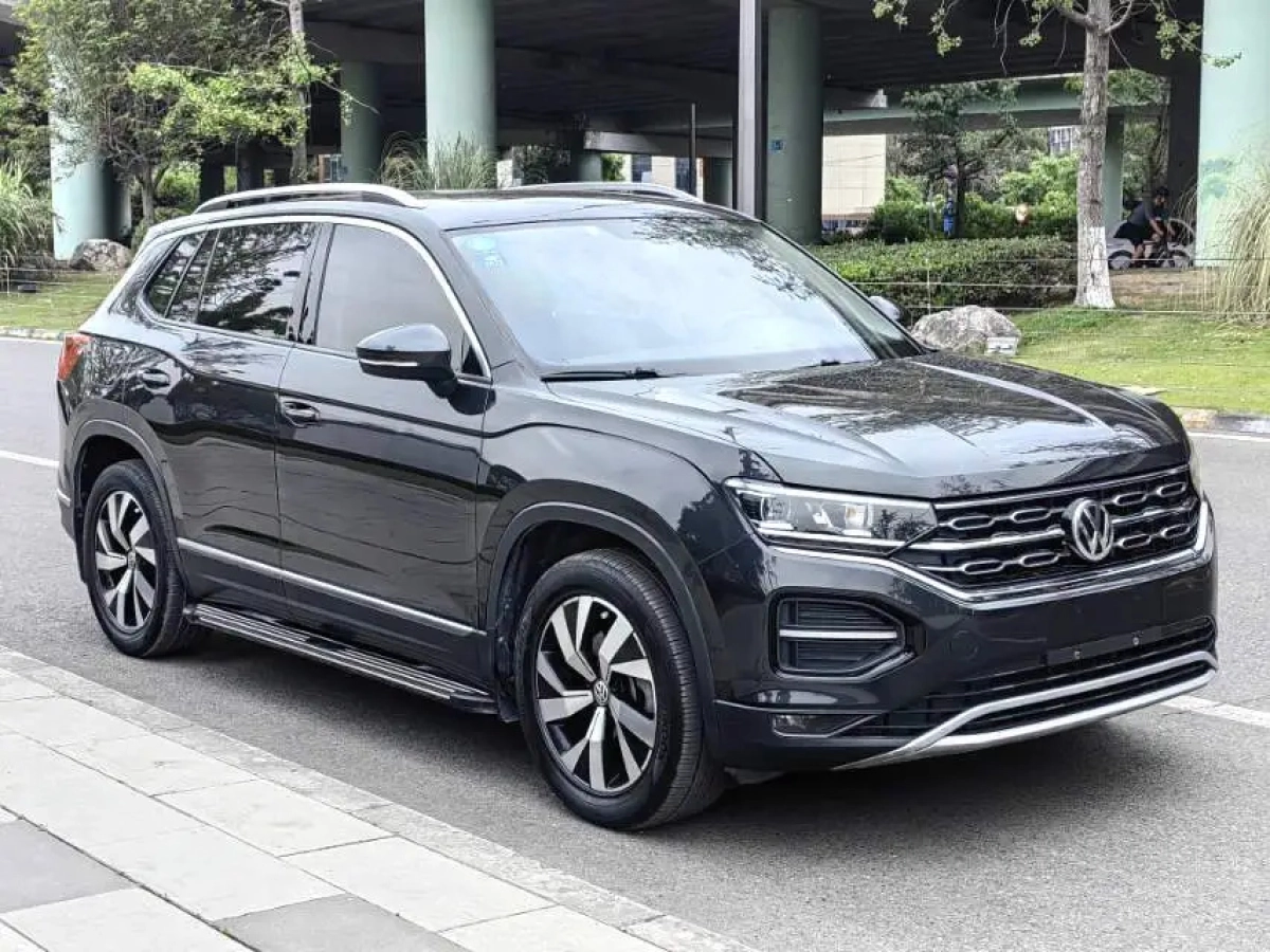 VOLKSWAGEN TAYRON