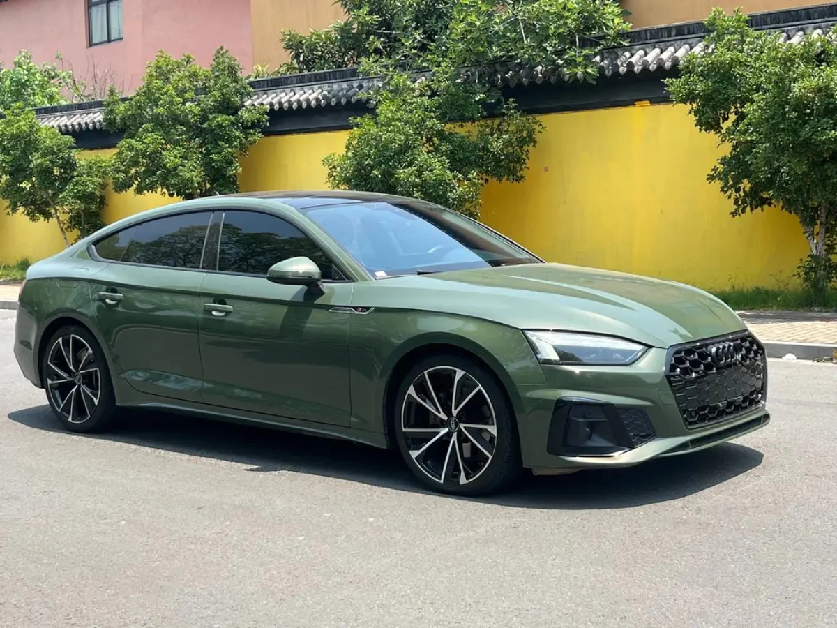 AUDI A5