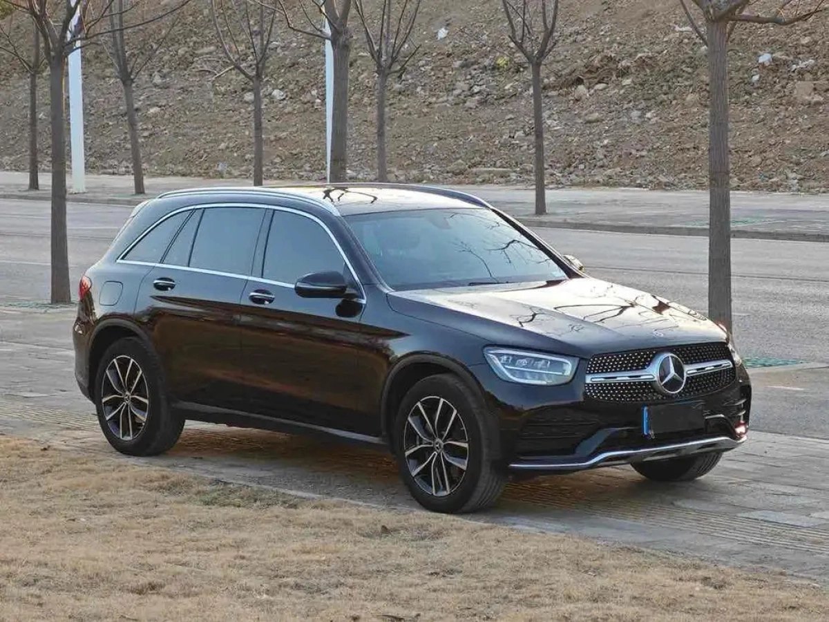 MERCEDES BENZ GLC