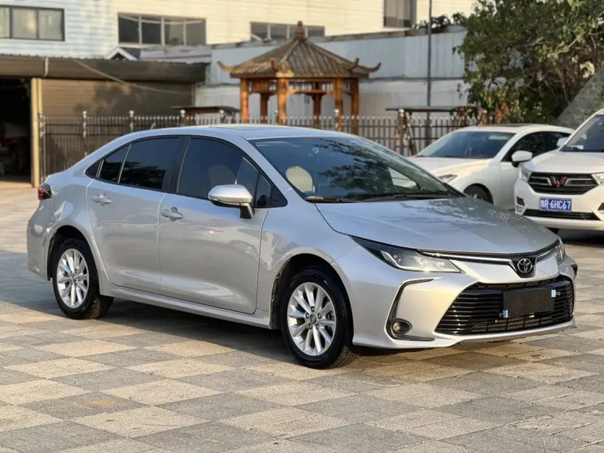 TOYOTA COROLLA