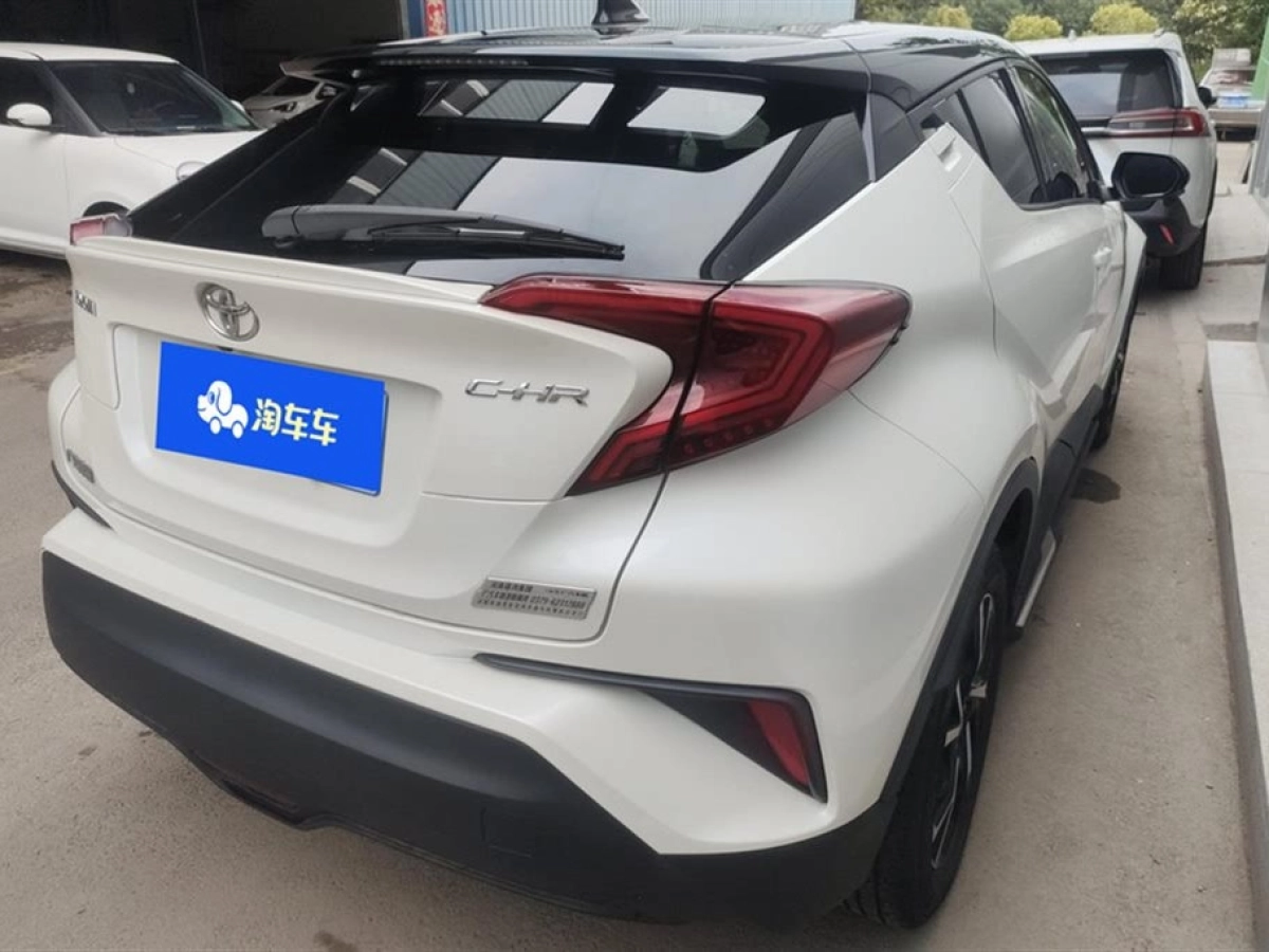 TOYOTA C-HR