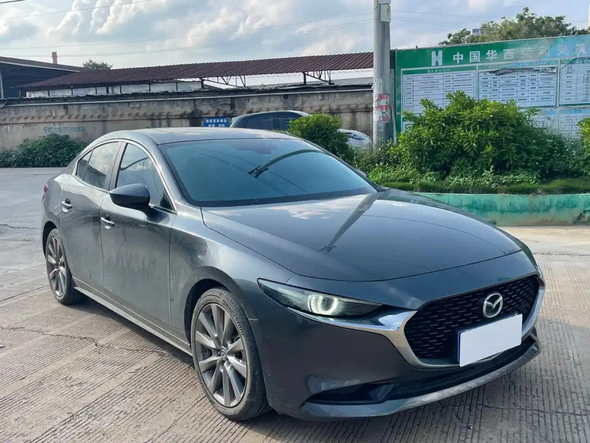 MAZDA 3 AXELA
