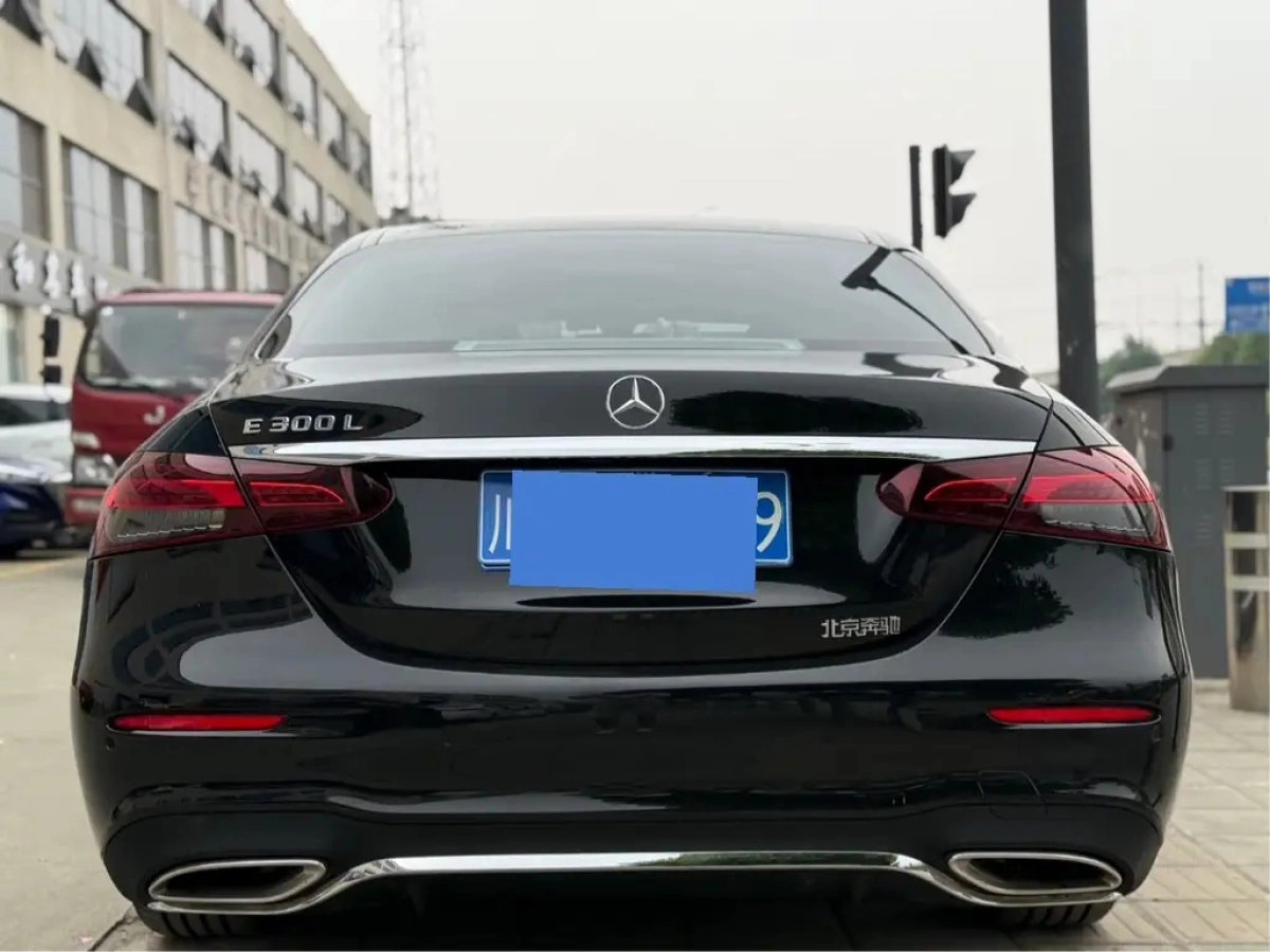 MERCEDES BENZ E-CLASS