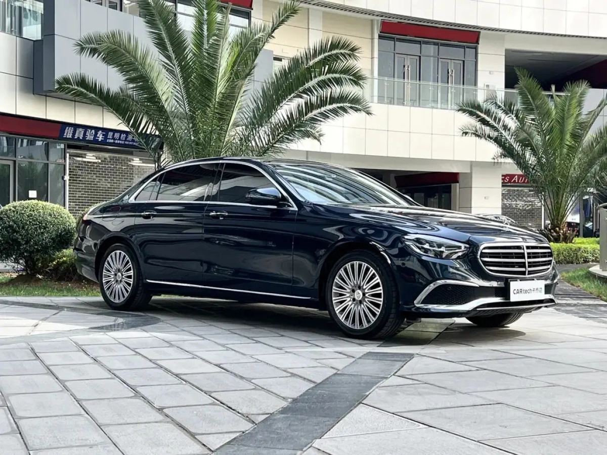 MERCEDES BENZ E-CLASS