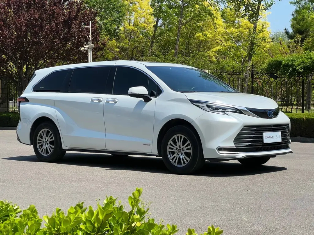 TOYOTA SIENNA SIENNA