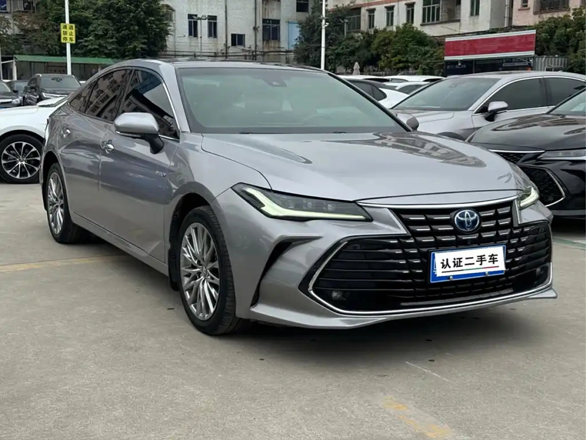 TOYOTA AVALON
