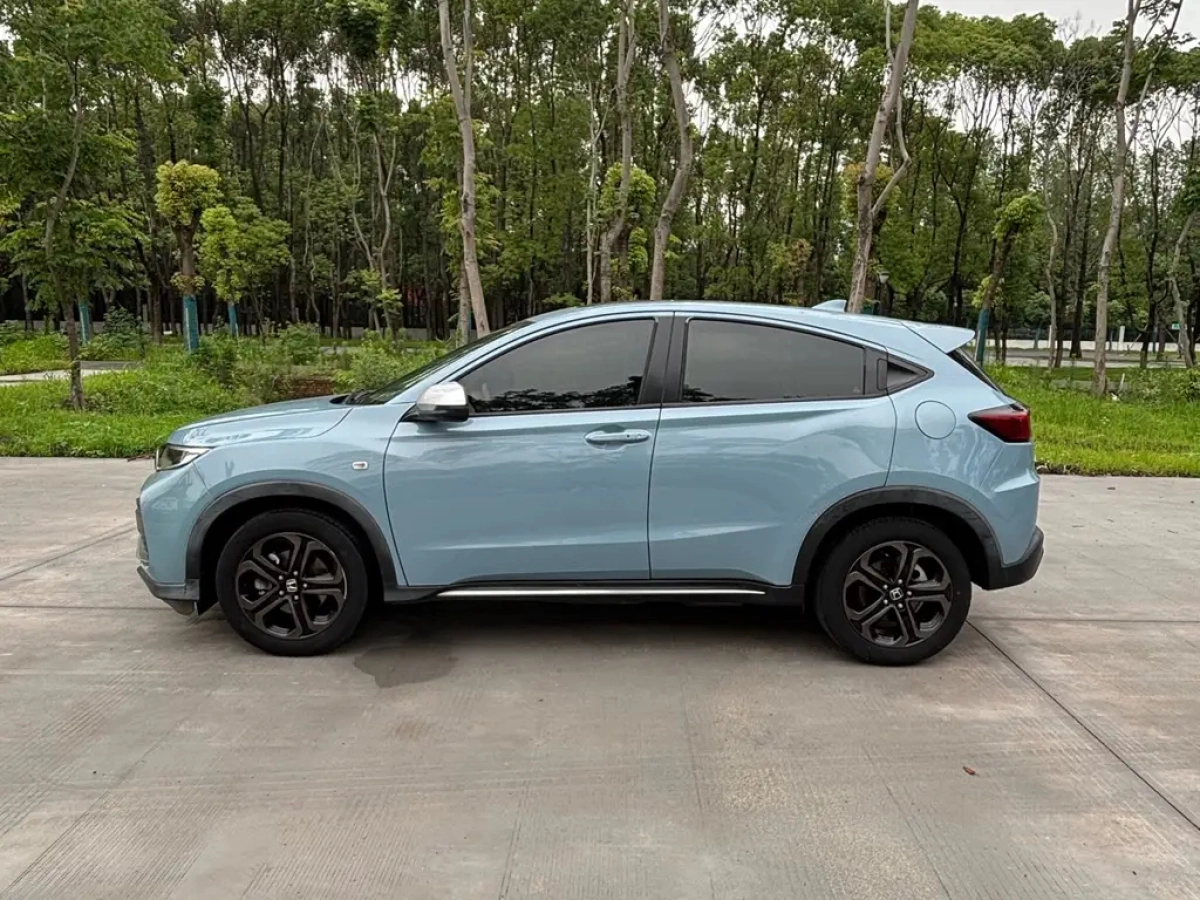 HONDA XR-V