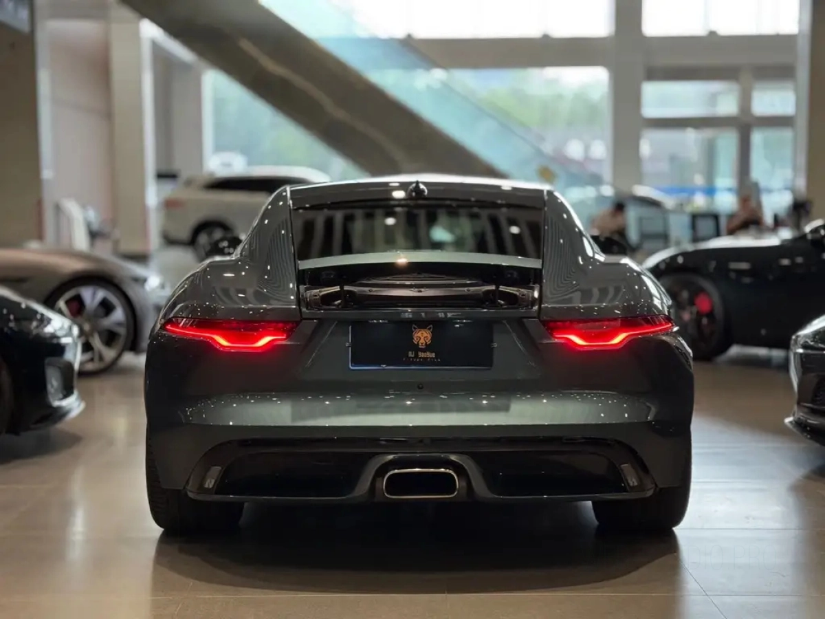 JAGUAR F-TYPE