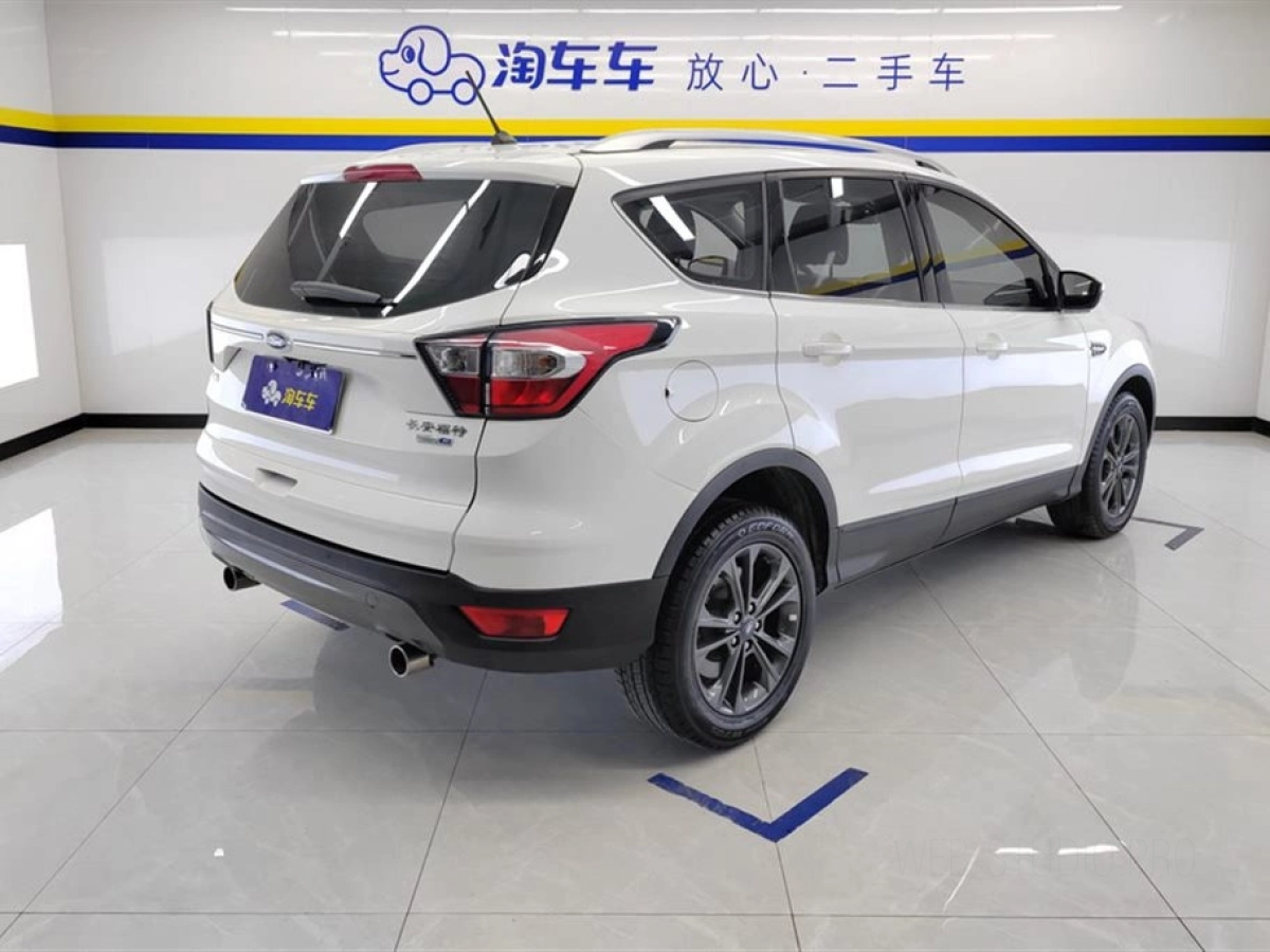 FORD ESCAPE