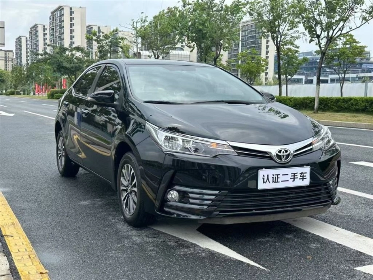 TOYOTA COROLLA