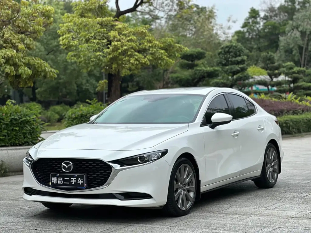 MAZDA 3 AXELA