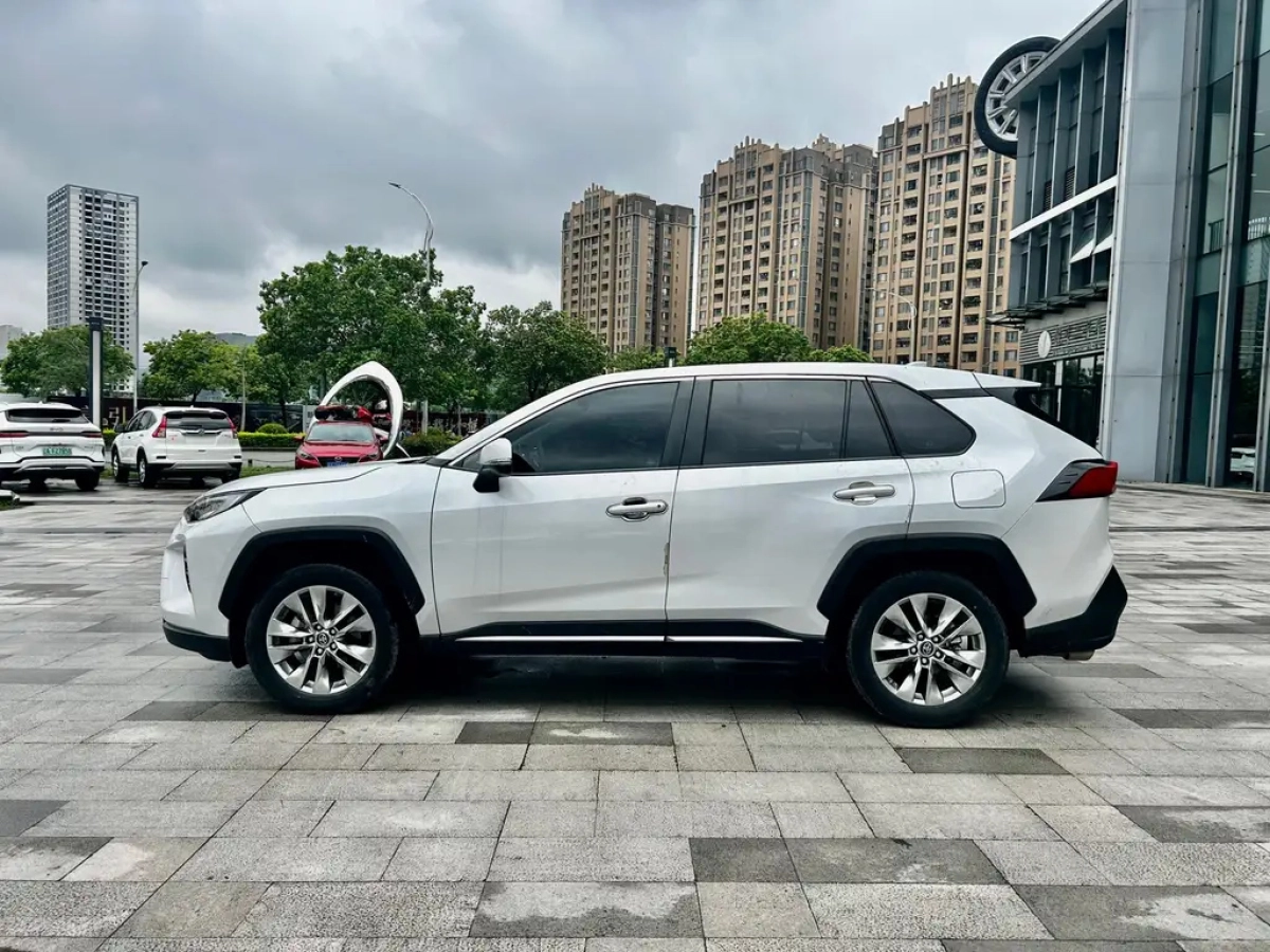 TOYOTA WILDLANDER