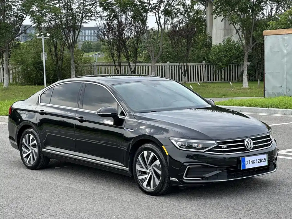 VOLKSWAGEN MAGOTAN GTE PLUG IN HYBRID