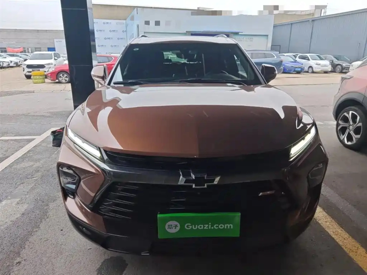 CHEVROLET BLAZER