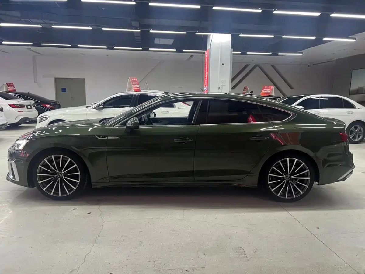 AUDI A5