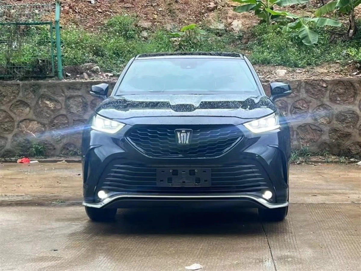 TOYOTA CROWN LUFANG