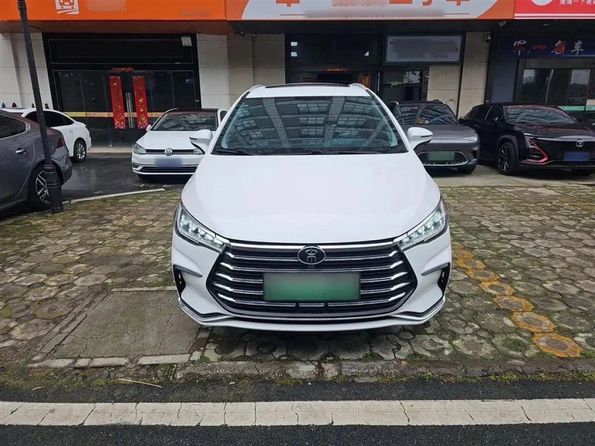 BYD SONG MAX NEW ENERGY