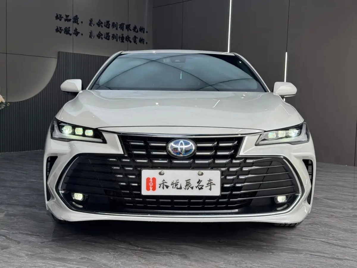 TOYOTA AVALON