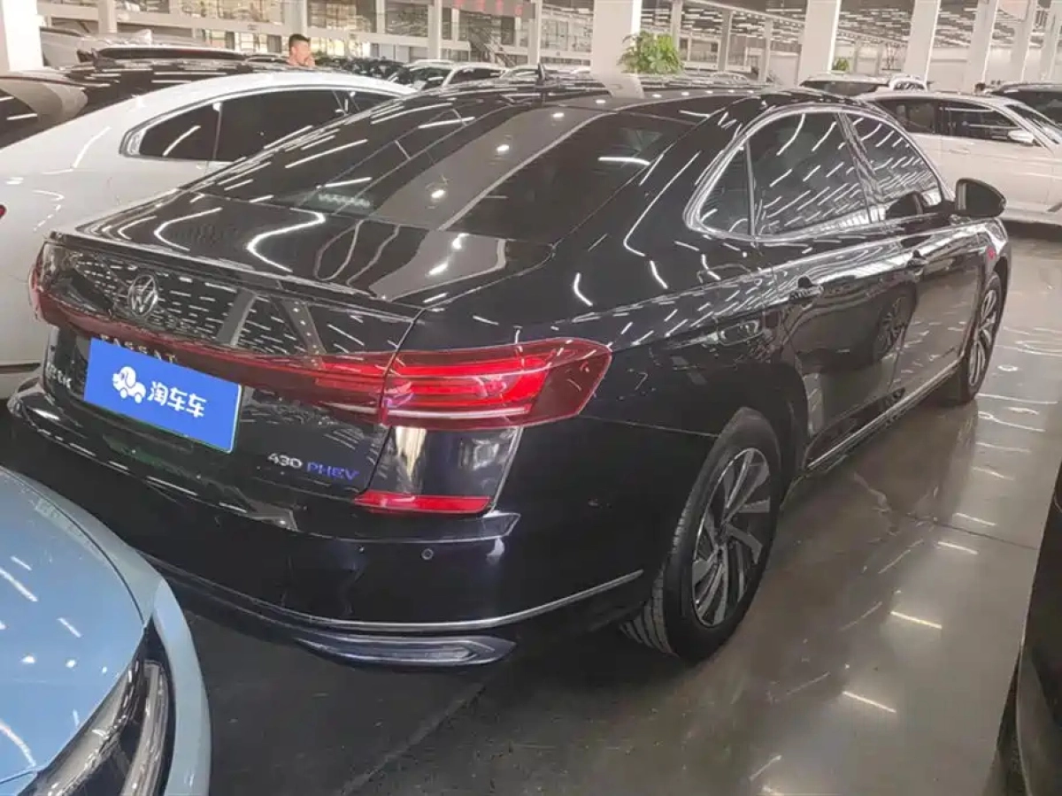 VOLKSWAGEN PASSAT NEW ENERGY
