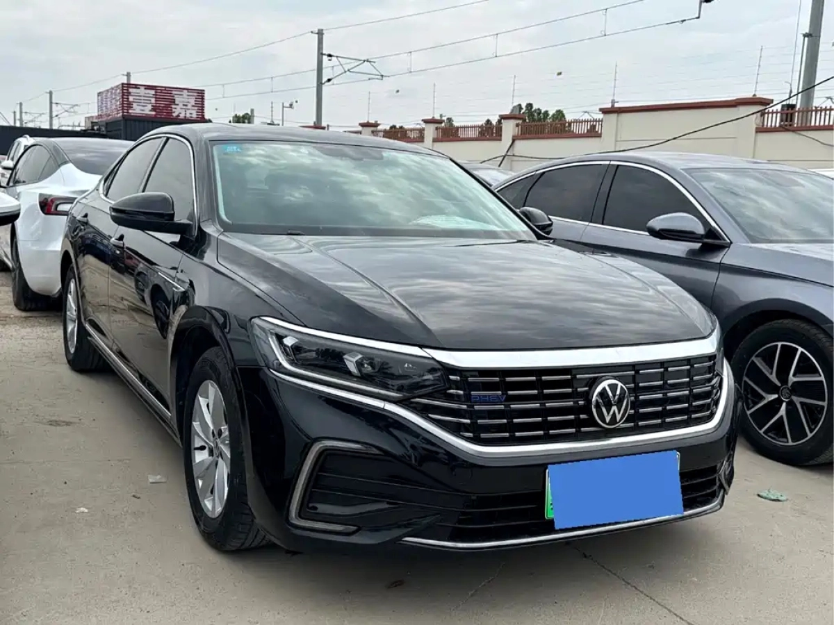 VOLKSWAGEN PASSAT NEW ENERGY