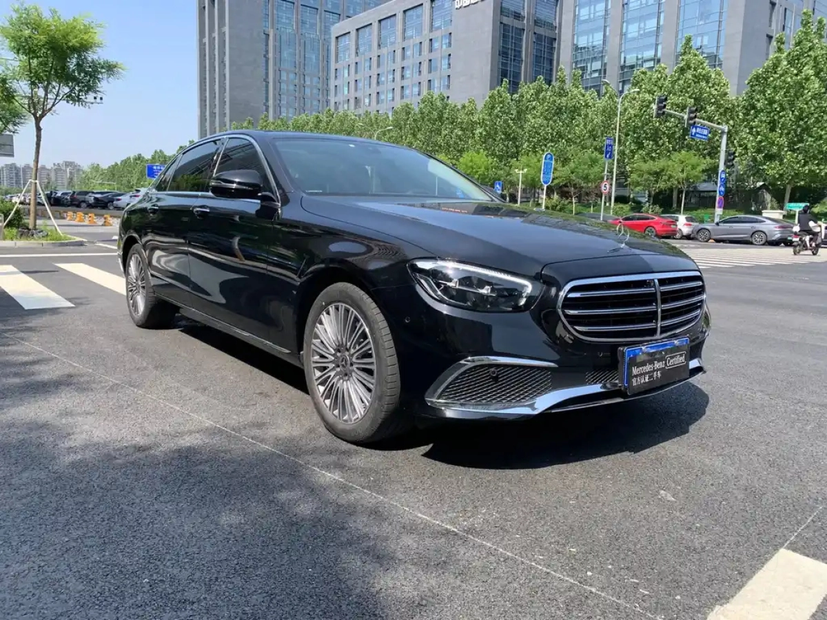 MERCEDES BENZ E-CLASS