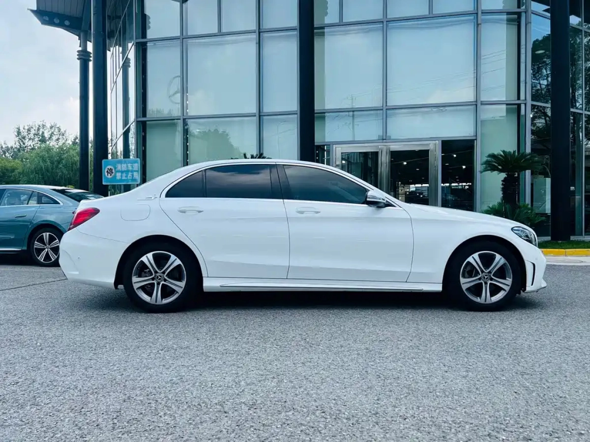 MERCEDES BENZ C-CLASS