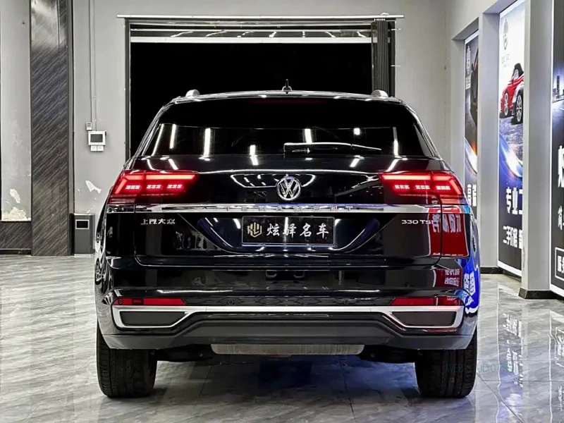 VOLKSWAGEN TOURAN X