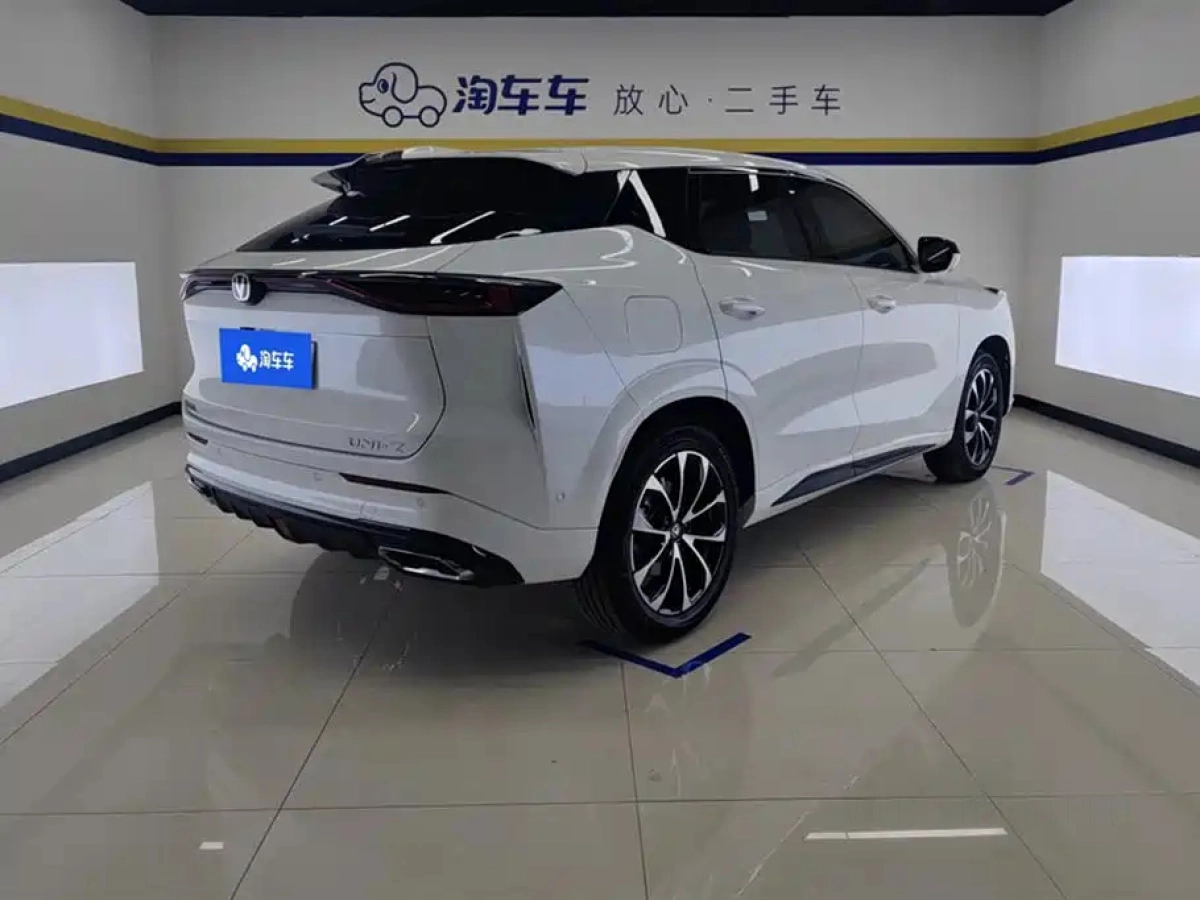 CHANGAN UNI-Z NEW ENERGY