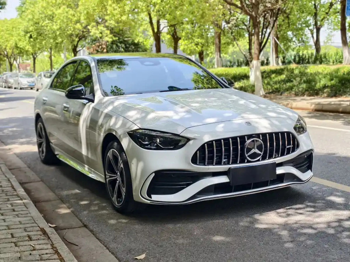 MERCEDES BENZ C-CLASS