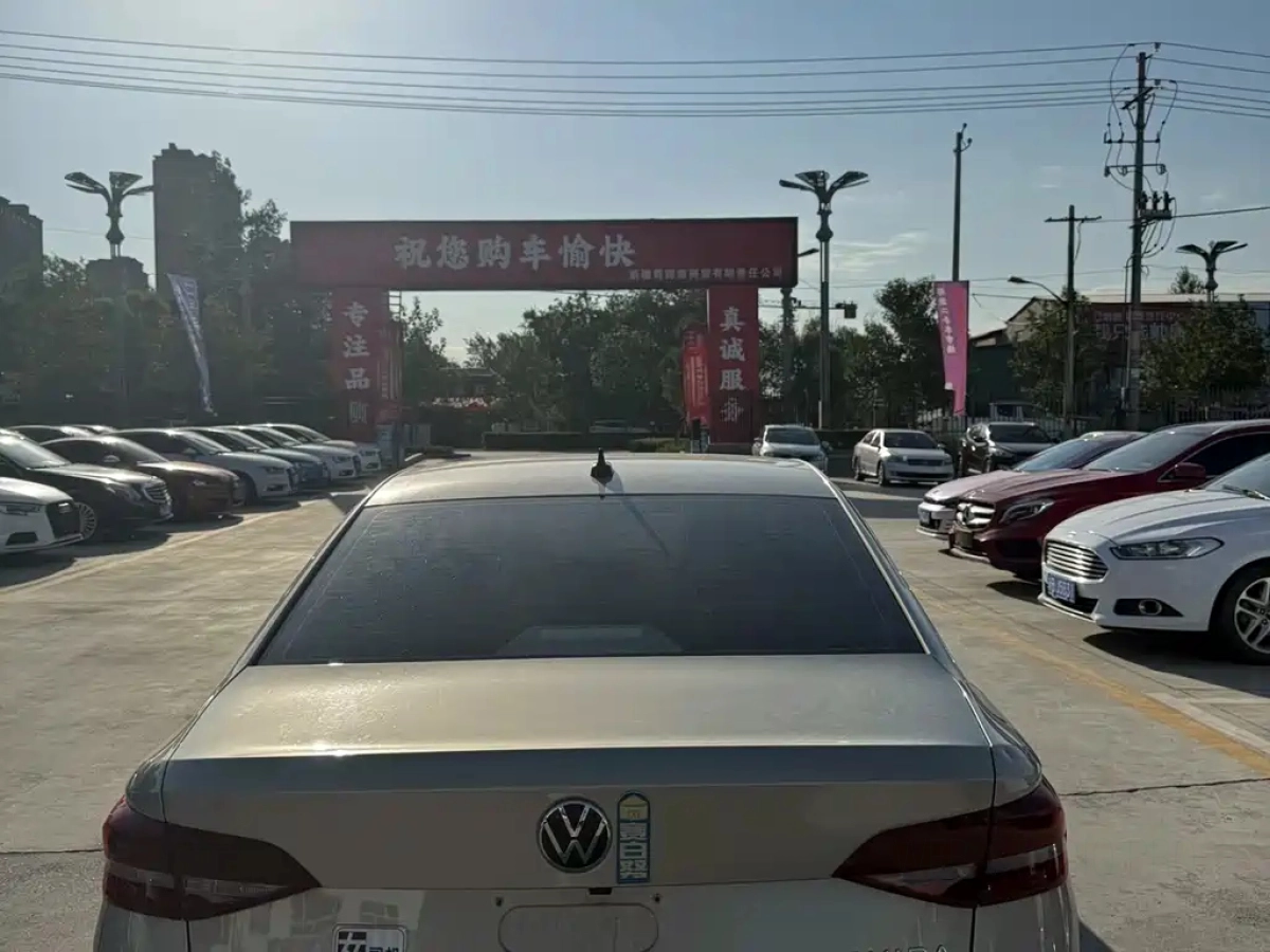 VOLKSWAGEN LAVIDA