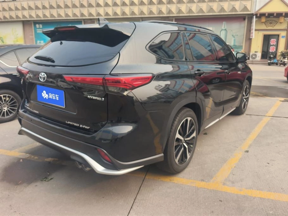 TOYOTA CROWN LUFANG