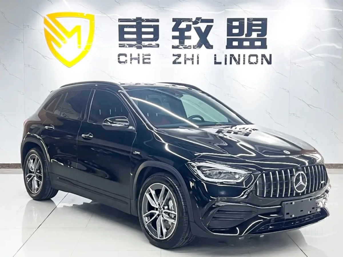 MERCEDES BENZ GLA AMG