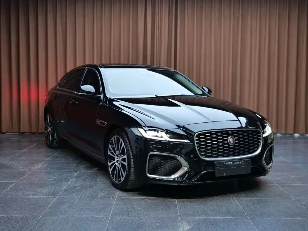 JAGUAR XFL