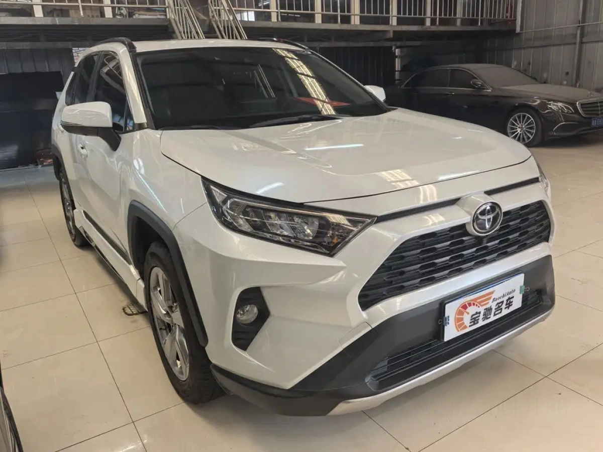 TOYOTA RAV4 RONGFANG