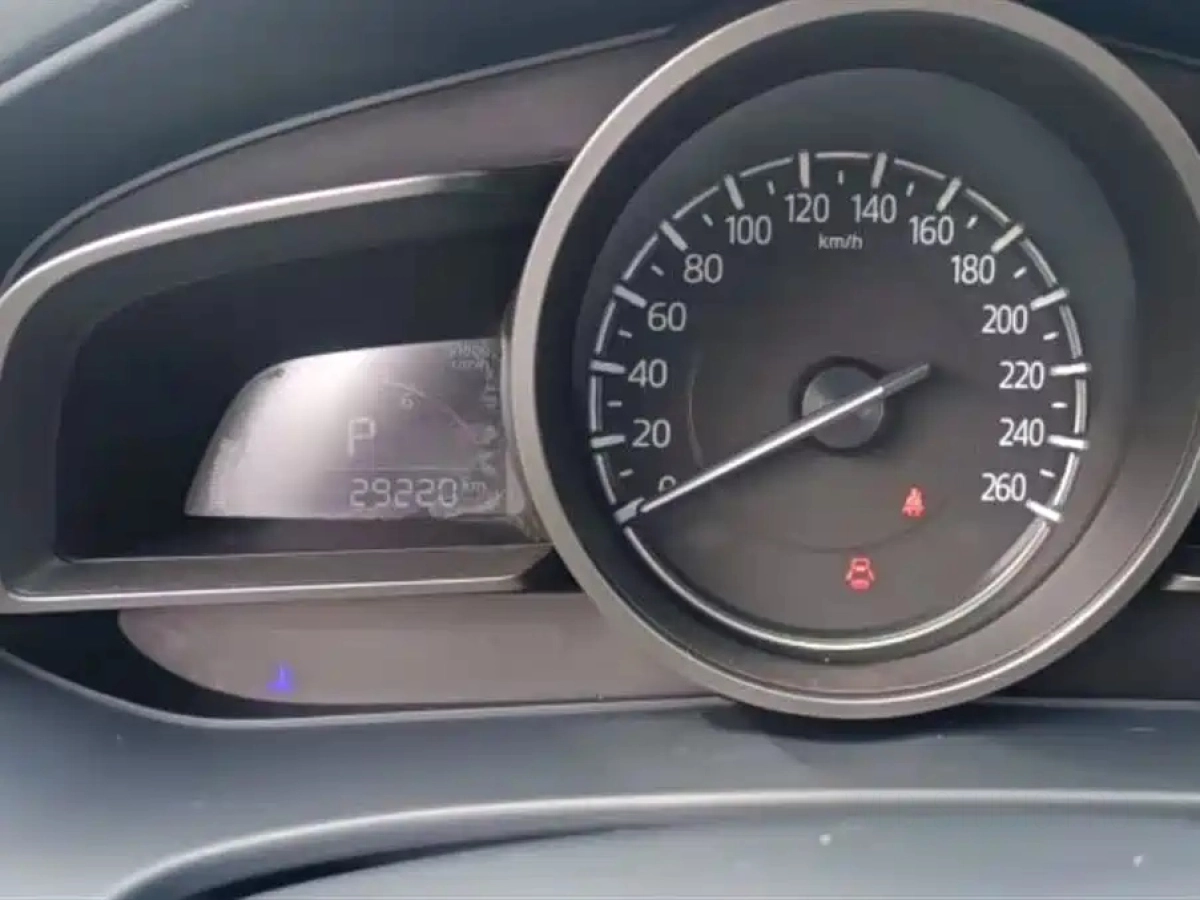 MAZDA CX-4