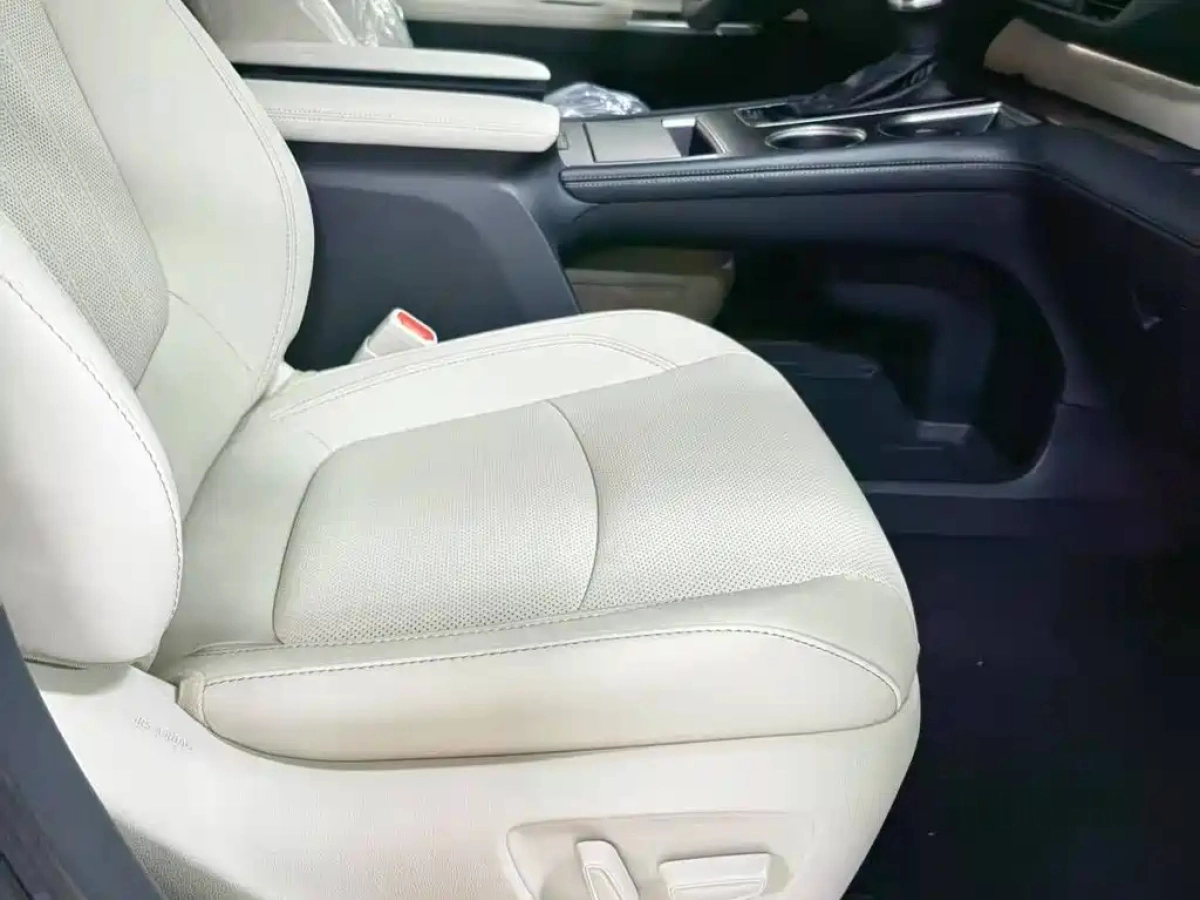 TOYOTA SIENNA SIENNA