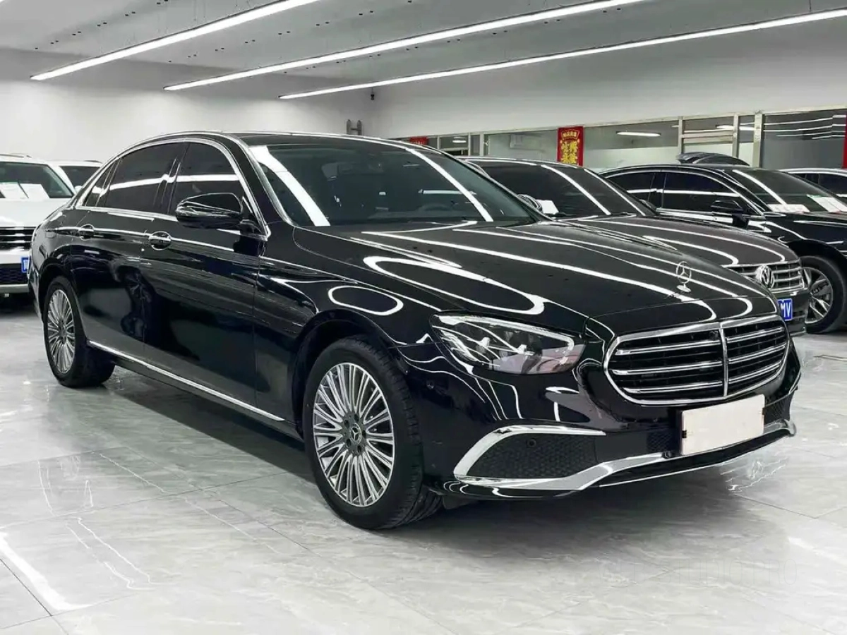 MERCEDES BENZ E-CLASS