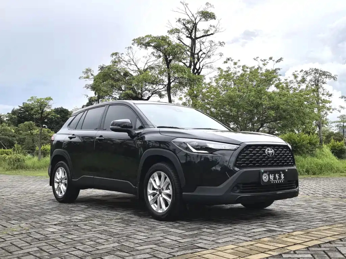 TOYOTA COROLLA CROSS