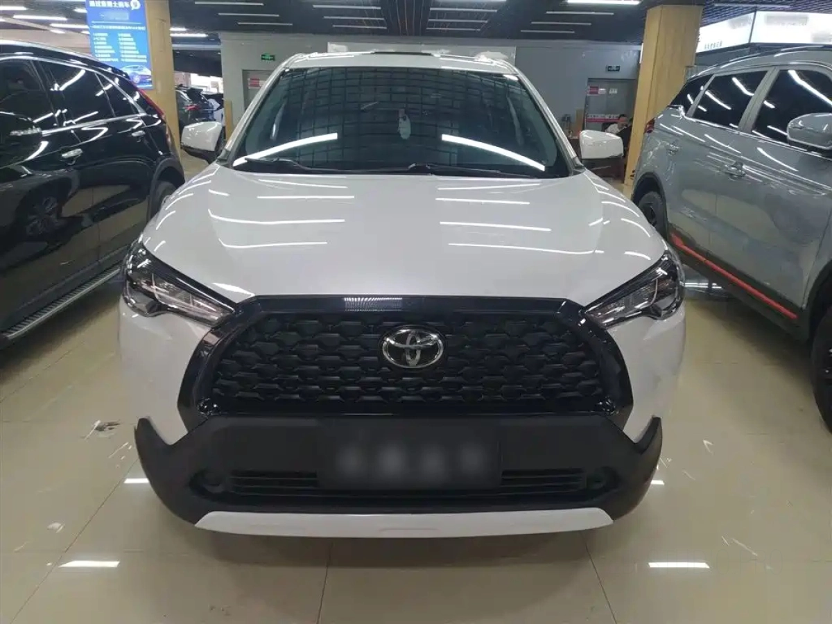 TOYOTA COROLLA CROSS