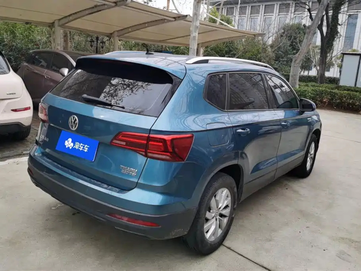 VOLKSWAGEN THARU