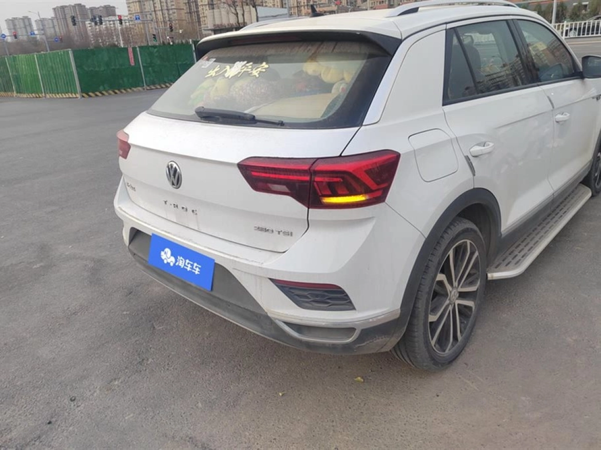 VOLKSWAGEN T-ROC TANGE