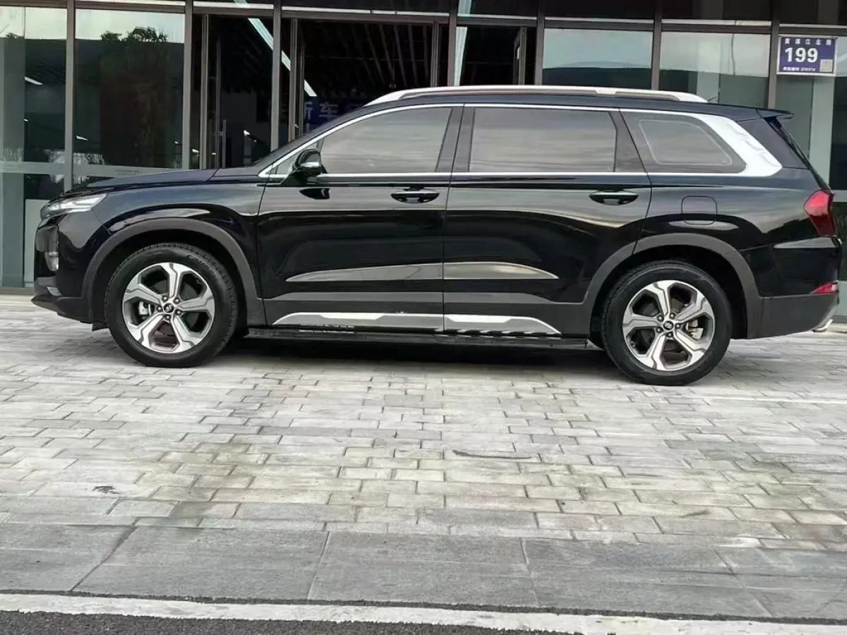 HYUNDAI SANTAFE