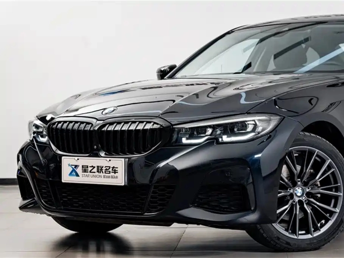 BMW 3-SERIES