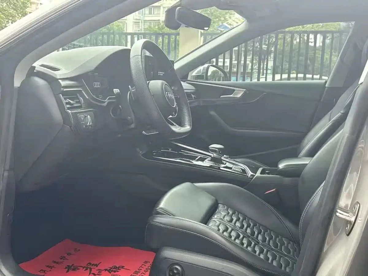 AUDI A5